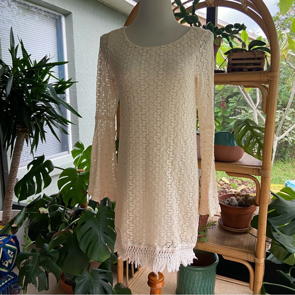 Lace covered bell sleeve fringe dress size L butter yellow/cream love, Fire